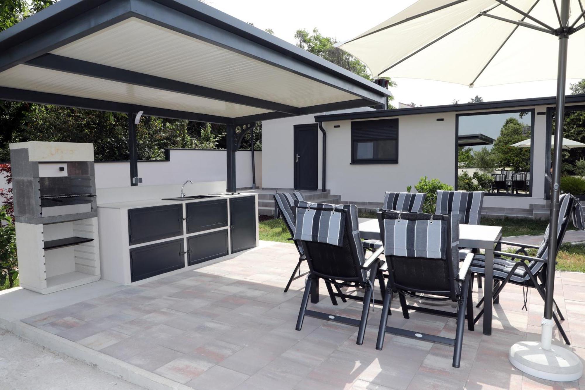 Guest House Tika Medulin Exterior foto